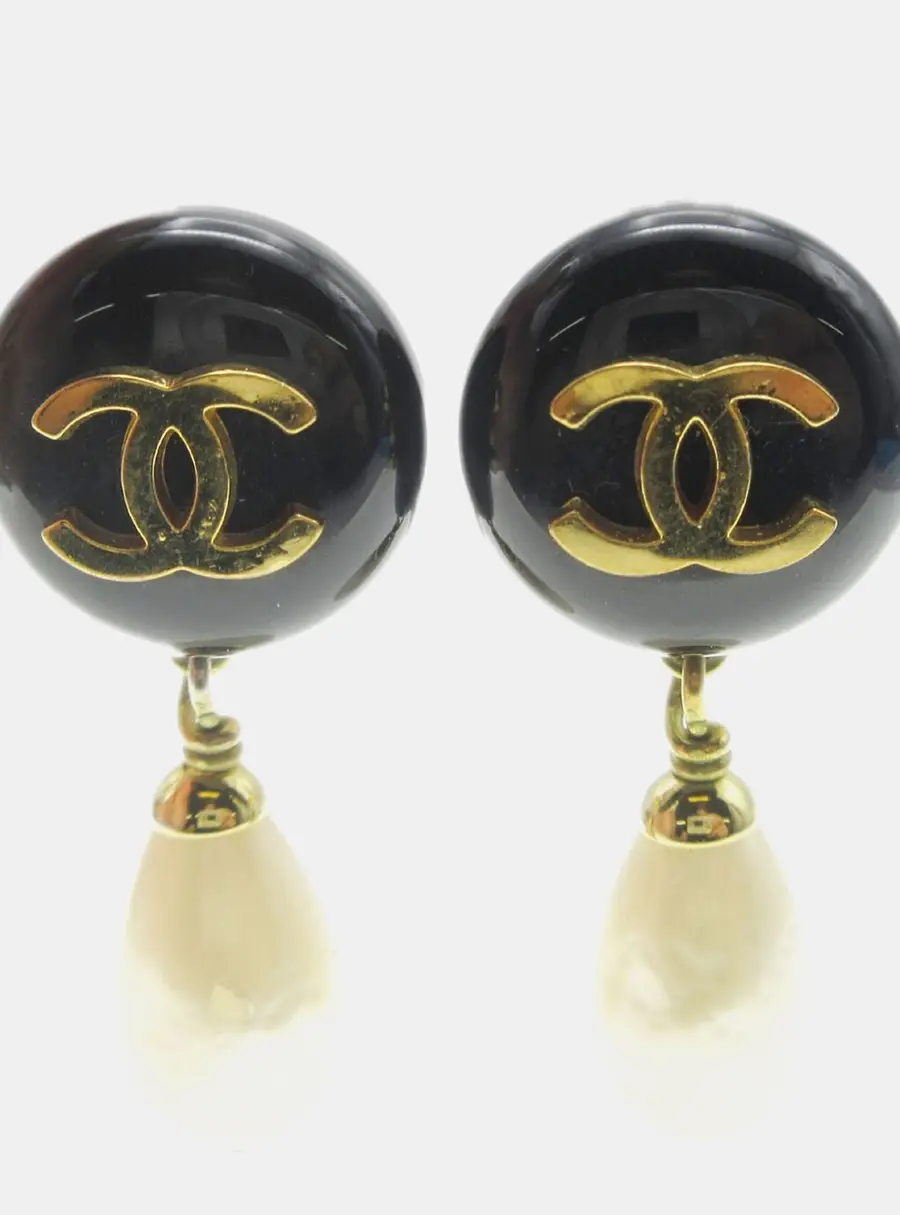 Chanel Vintage CC Round Resin Faux Pearl Drop Women's Clip On Earrings