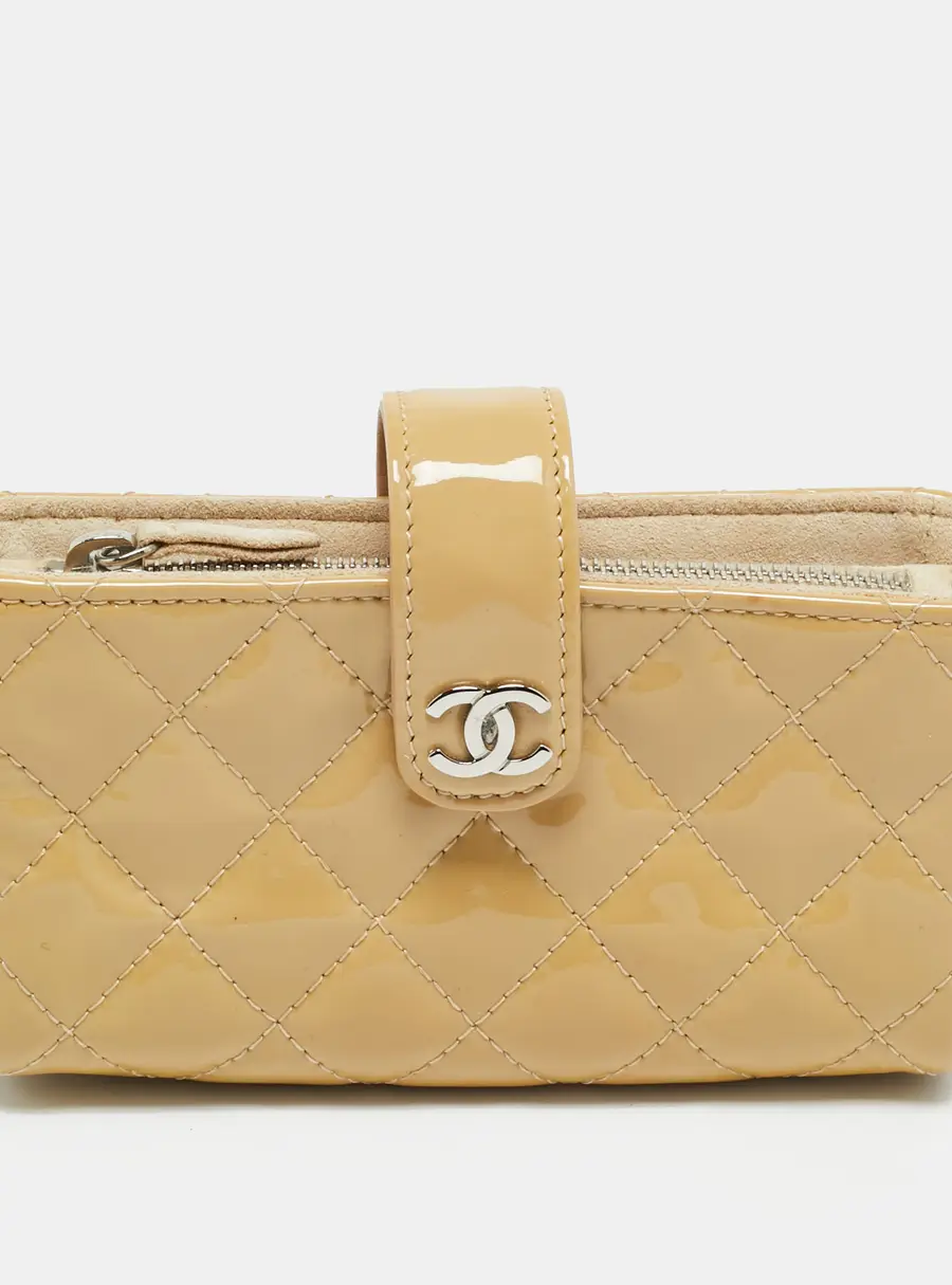 Chanel O-Phone Holder Beige Quilted Patent Leather