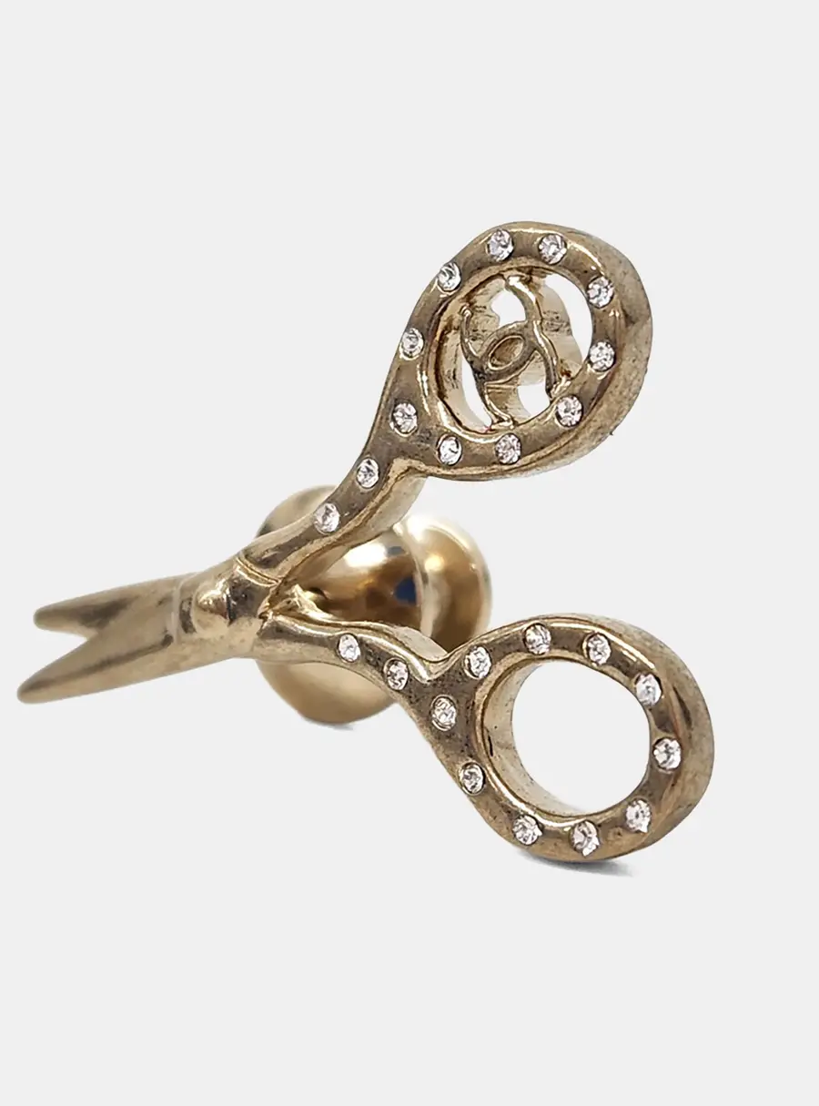 Chanel Gold Plated Metal brooch