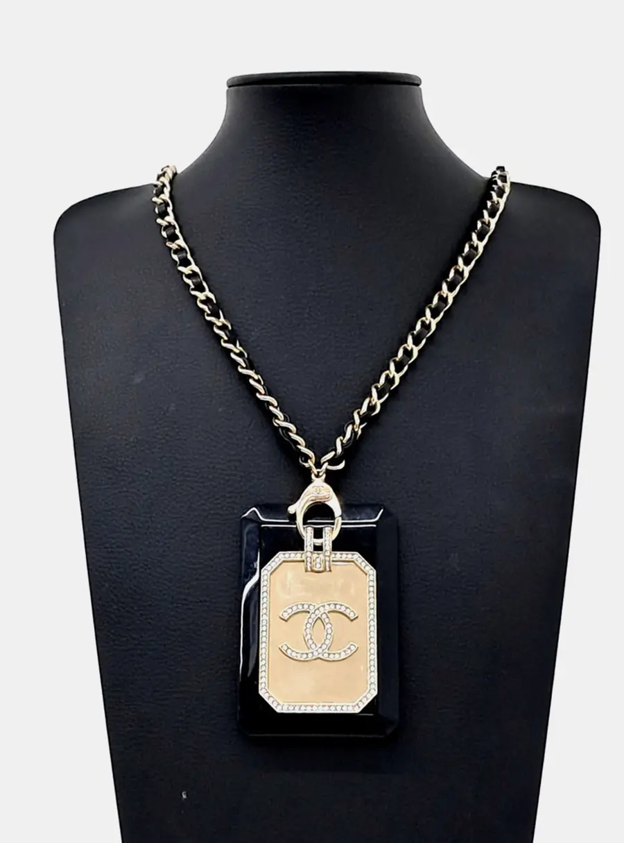 Chanel Gold Crystal leather Resin Necklace and Belt