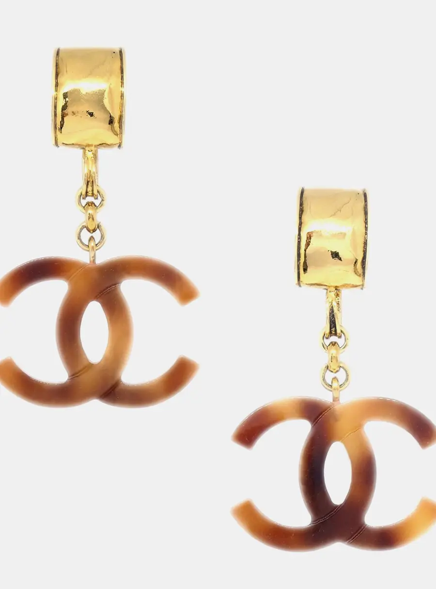 Chanel Vintage 94P Gold Plated Resin Brown Clip-On Dangle Earrings