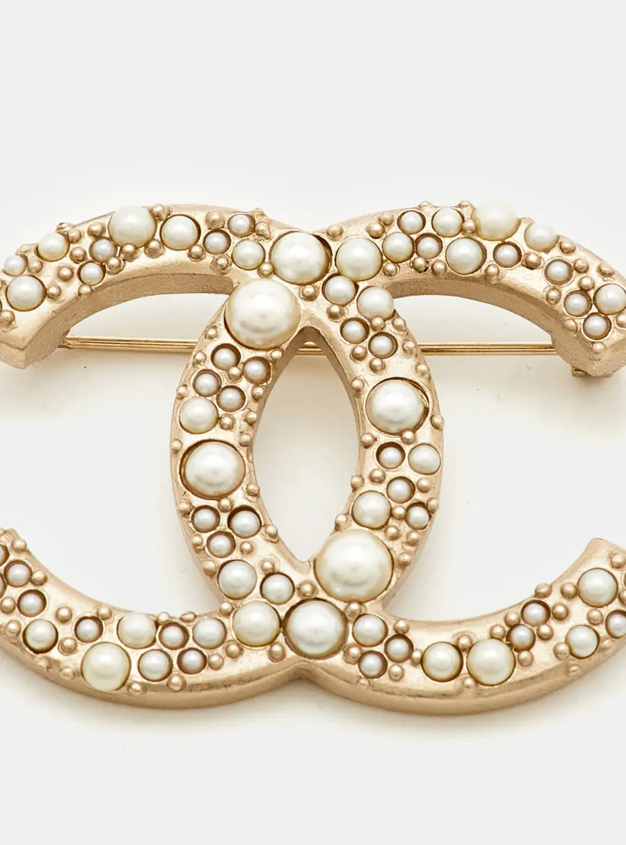 Chanel CC Faux Pearls Gold Tone Brooch