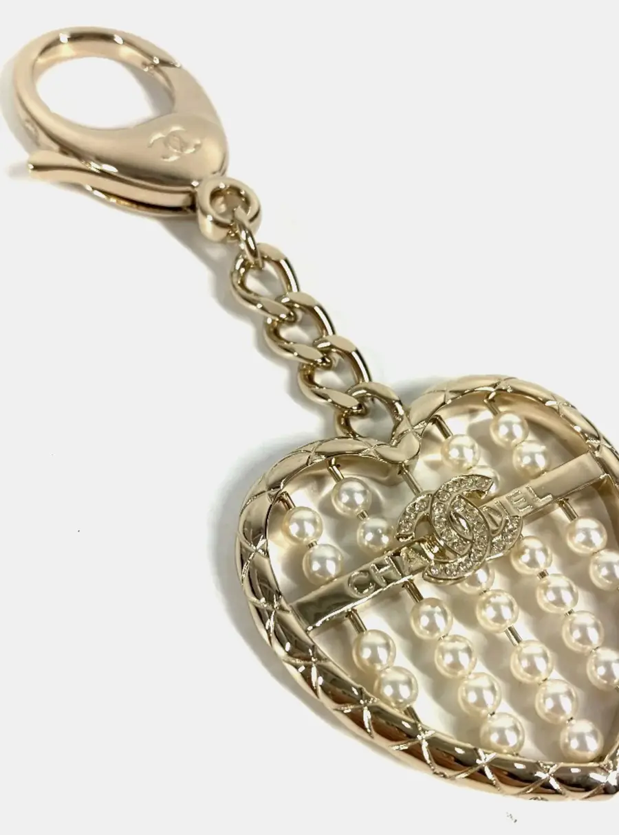 Chanel Heart CC Coco Mark Logo Faux Pearl Rhinestone Metal Chain Bag Charm Keychain Gold