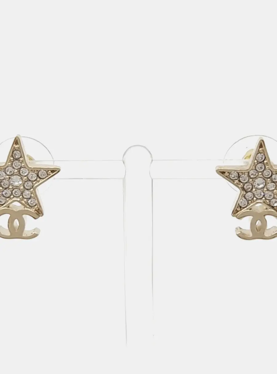 Chanel Metal earrings