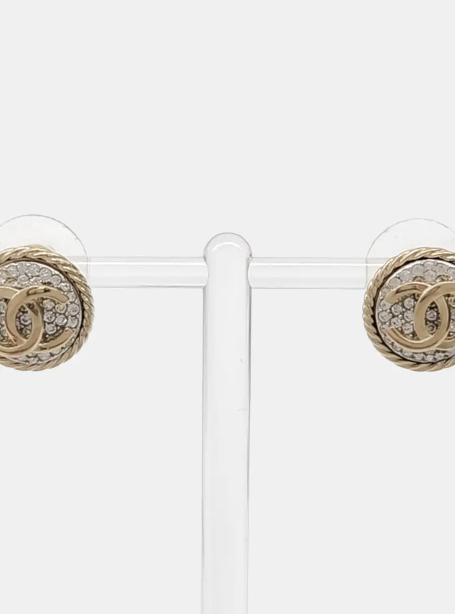 Chanel Metal earrings