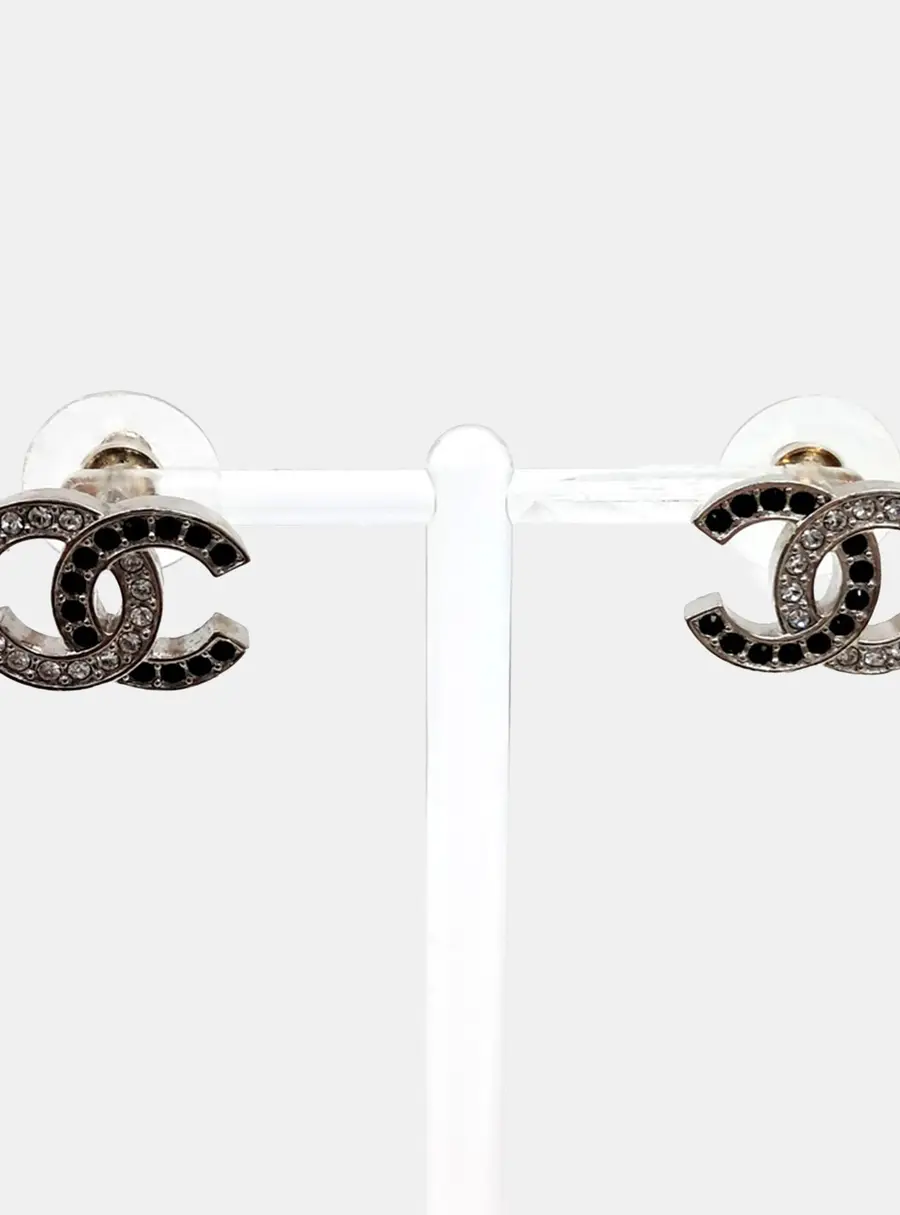 Chanel Metal logo earrings