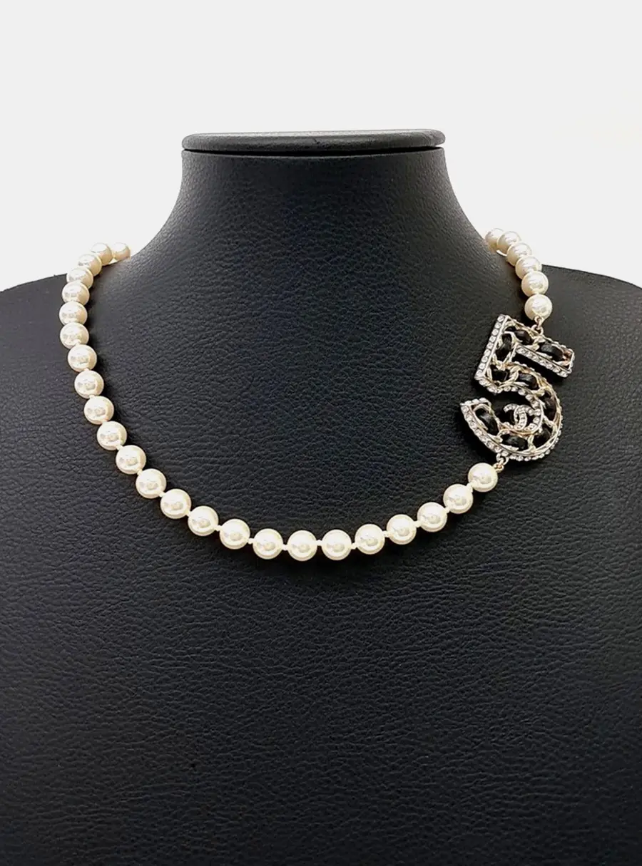 Chanel pearl necklace