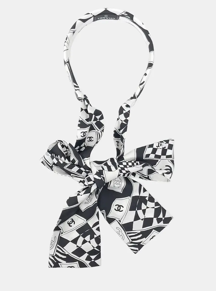 Chanel Black, White Hairband AA8847
