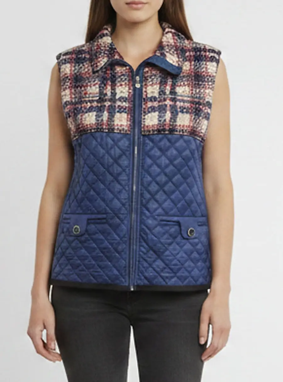 Chanel Navy Blue Quilted Nylon Puffer Gilet Vest S