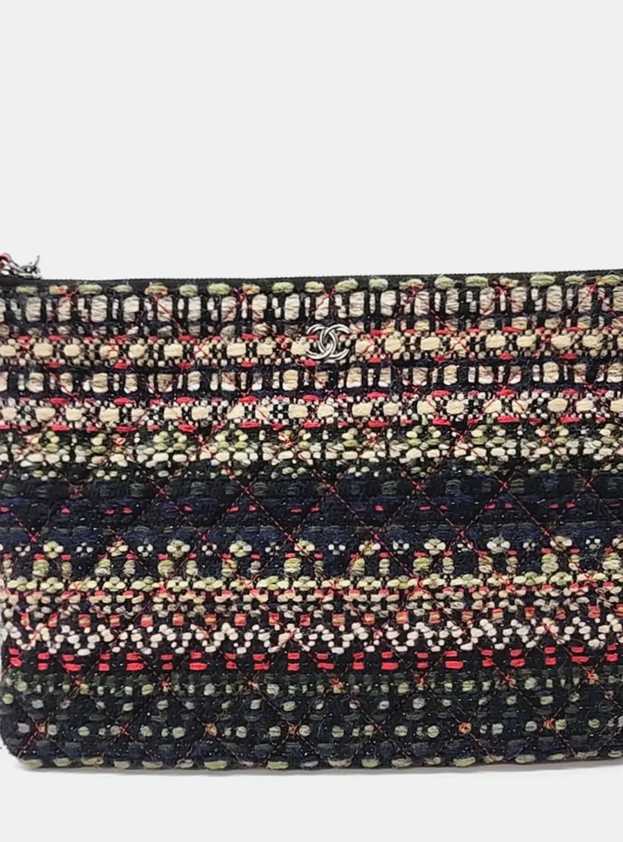 Chanel Paris -Salzburg Medium Multicolor Tweed Fabric Cosmetic O -Case Clutch Bag