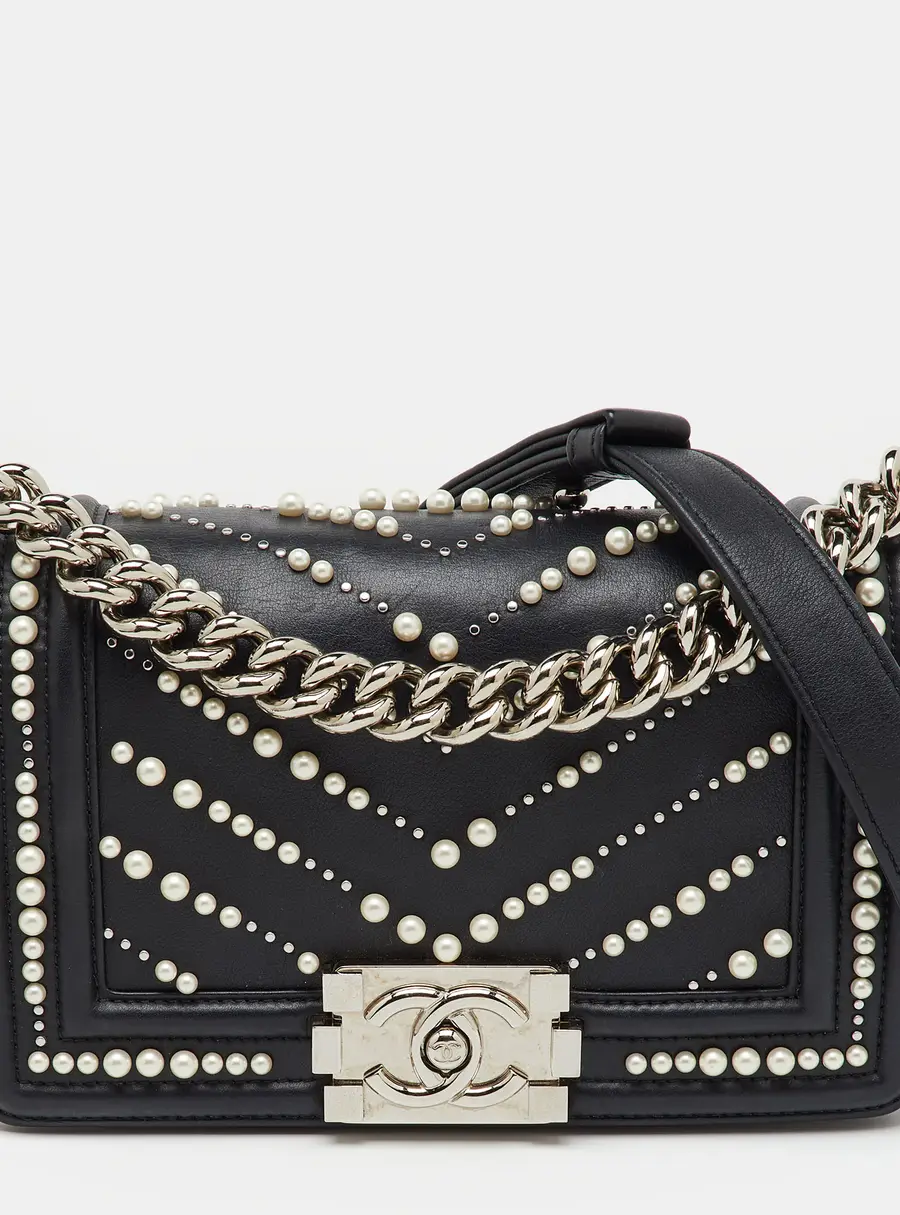 Chanel Black Leather Pearl Chevron Small Boy Flap Bag