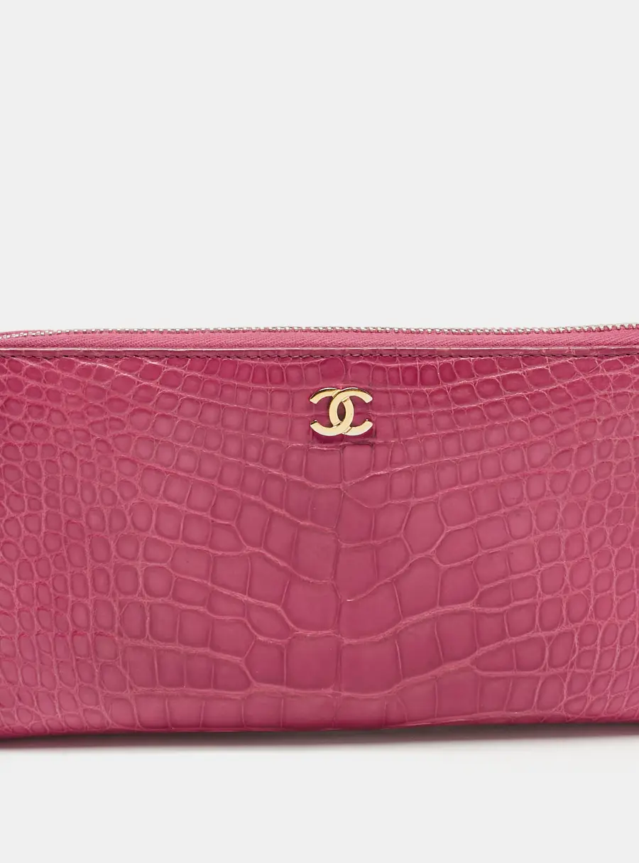 Chanel Pink Crocodile CC CC Zip Around Wallet