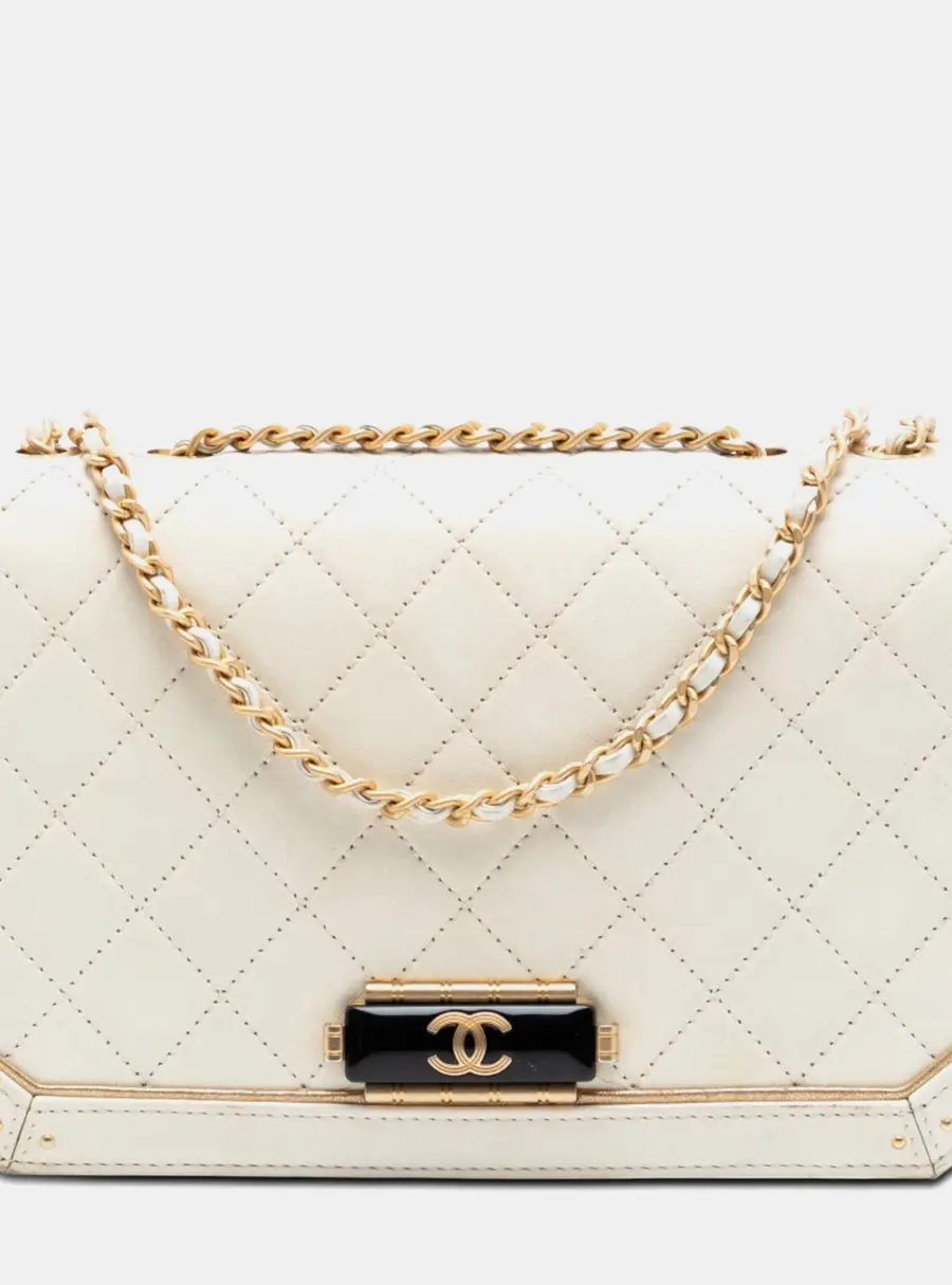 Chanel Octagon CC Clasp Flap Medium White Quilted Calfskin Leather Shoulder Bag