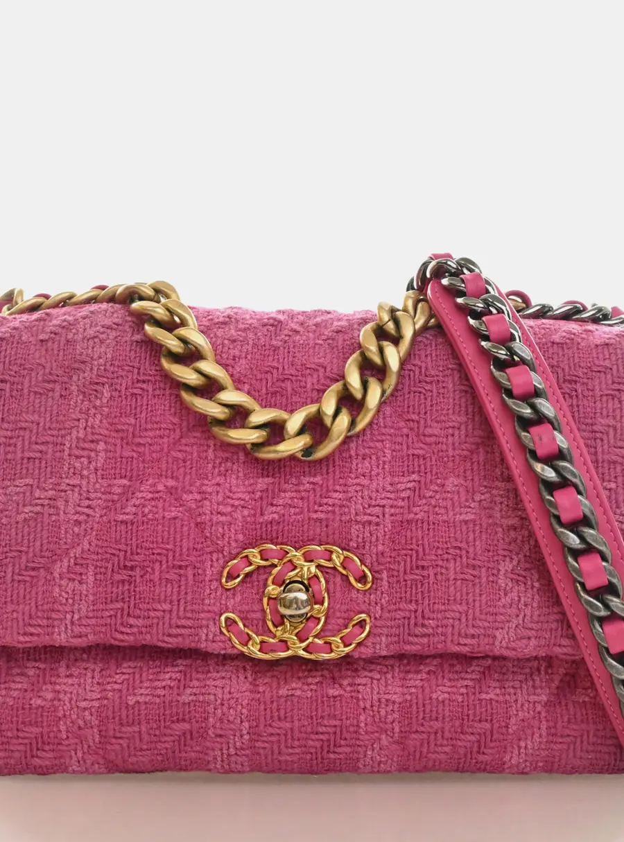 Chanel 19 Small Pink Houndstooth Tweed Flap Bag