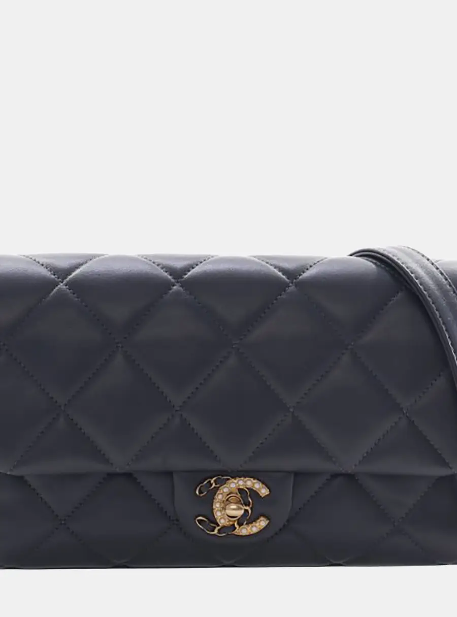 Chanel Pearl Crush Medium Black Lambskin Leather Flap Bag