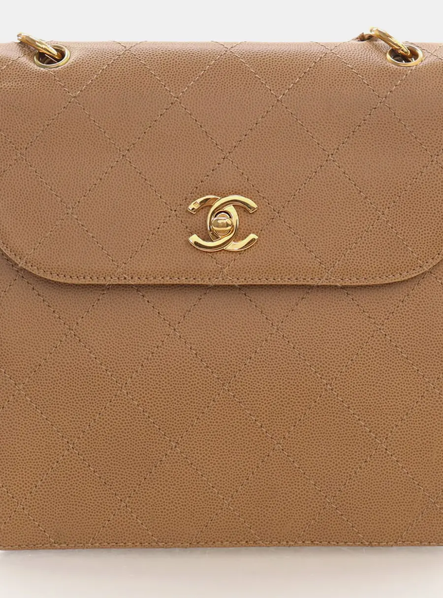 Chanel Vintage Caviar Diamond Stitch Beige Grained Caviar Leather Shoulder Bag