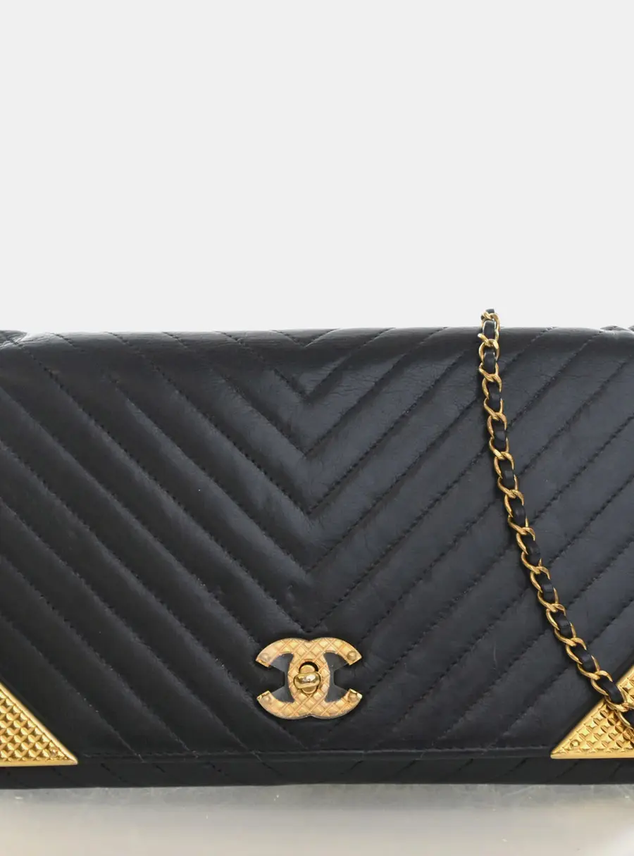 Chanel Rock The Corner Medium Black Chevron Calfskin Leather Flap Bag