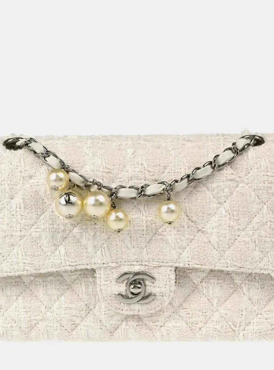 Chanel Ginza Limited Edition Medium White Tweed Pearl Shoulder Bag