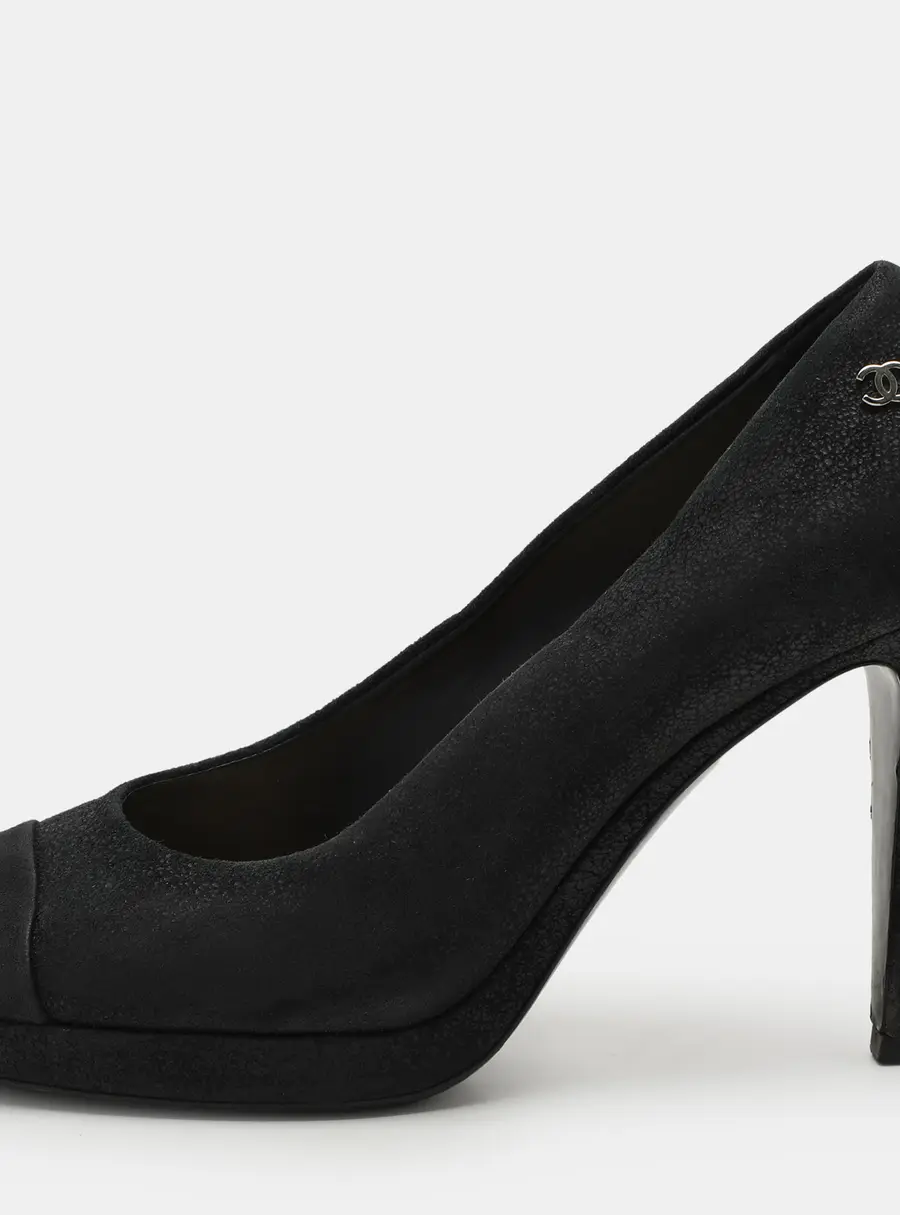 Chanel Black Suede CC Pumps Size 38.5