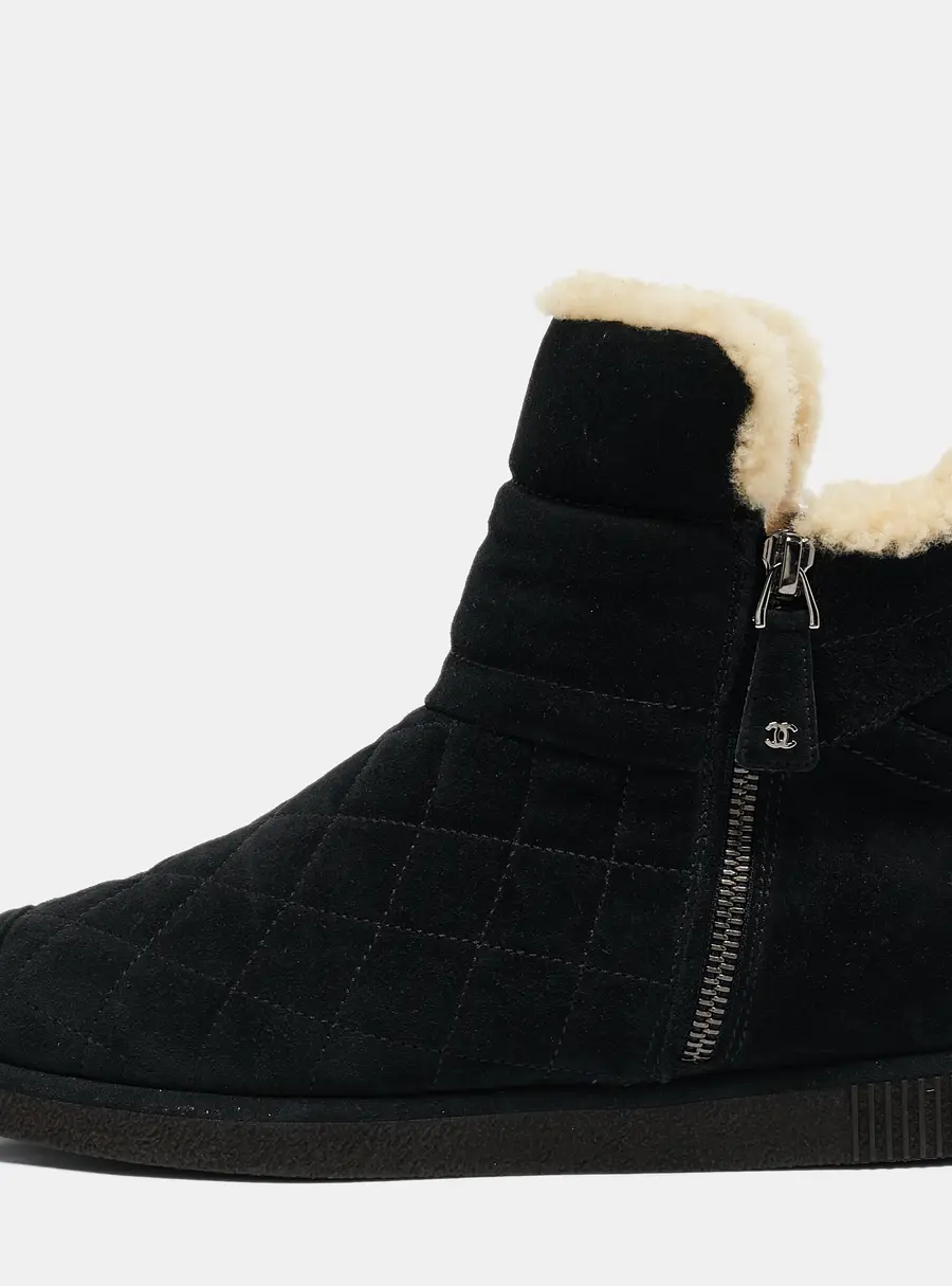 Chanel Black Suede and Shearling Ankle Boots Size 38