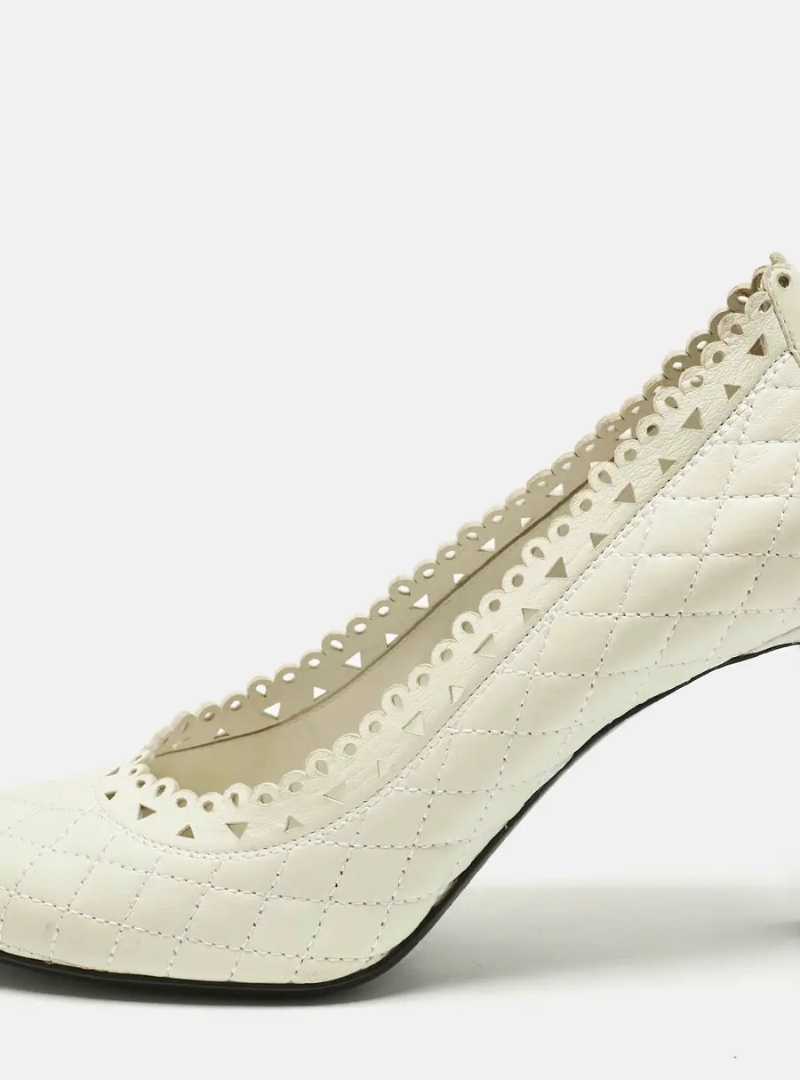 Chanel White Quilted Laser Cut Leather Round Toe Pumps Size 40