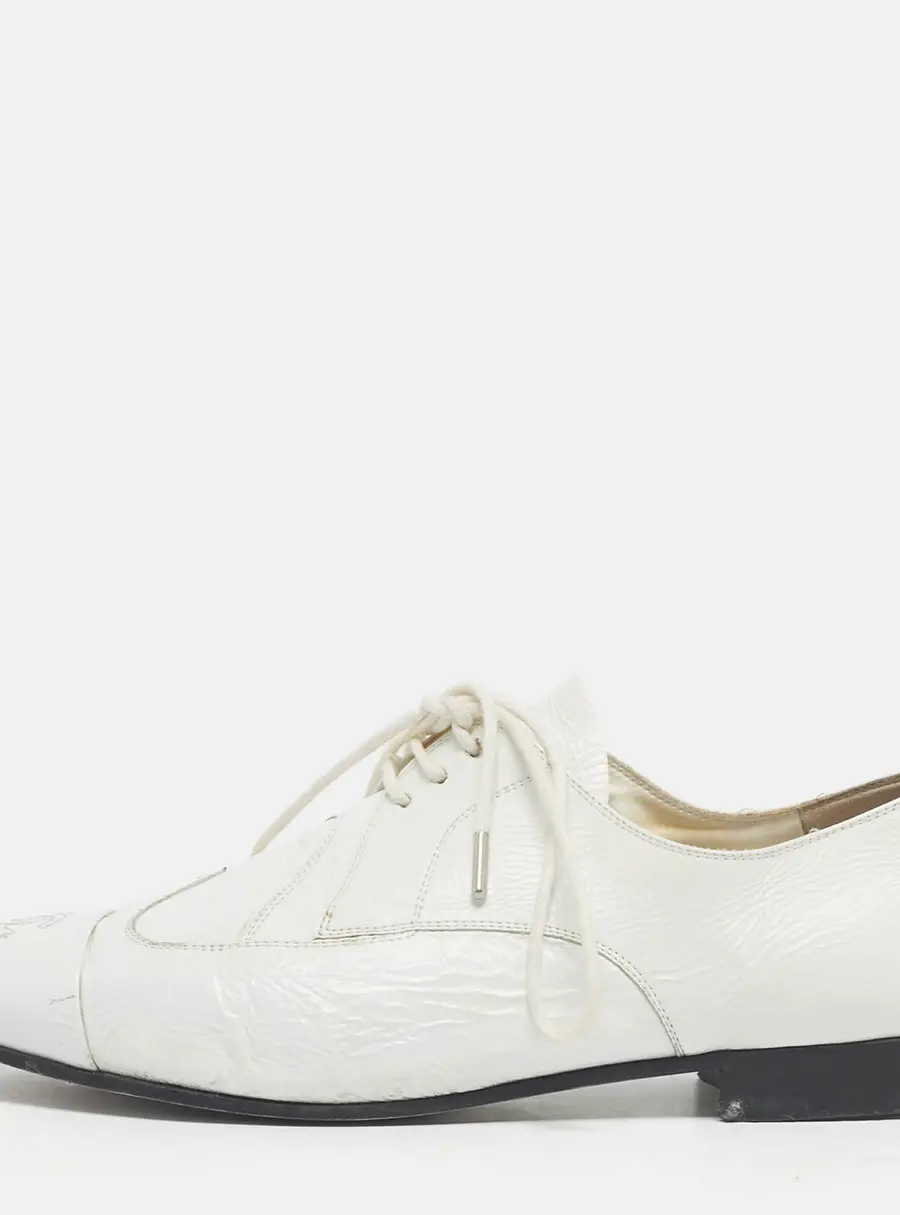 Chanel White Leather Oxfords Lace Up Size 36