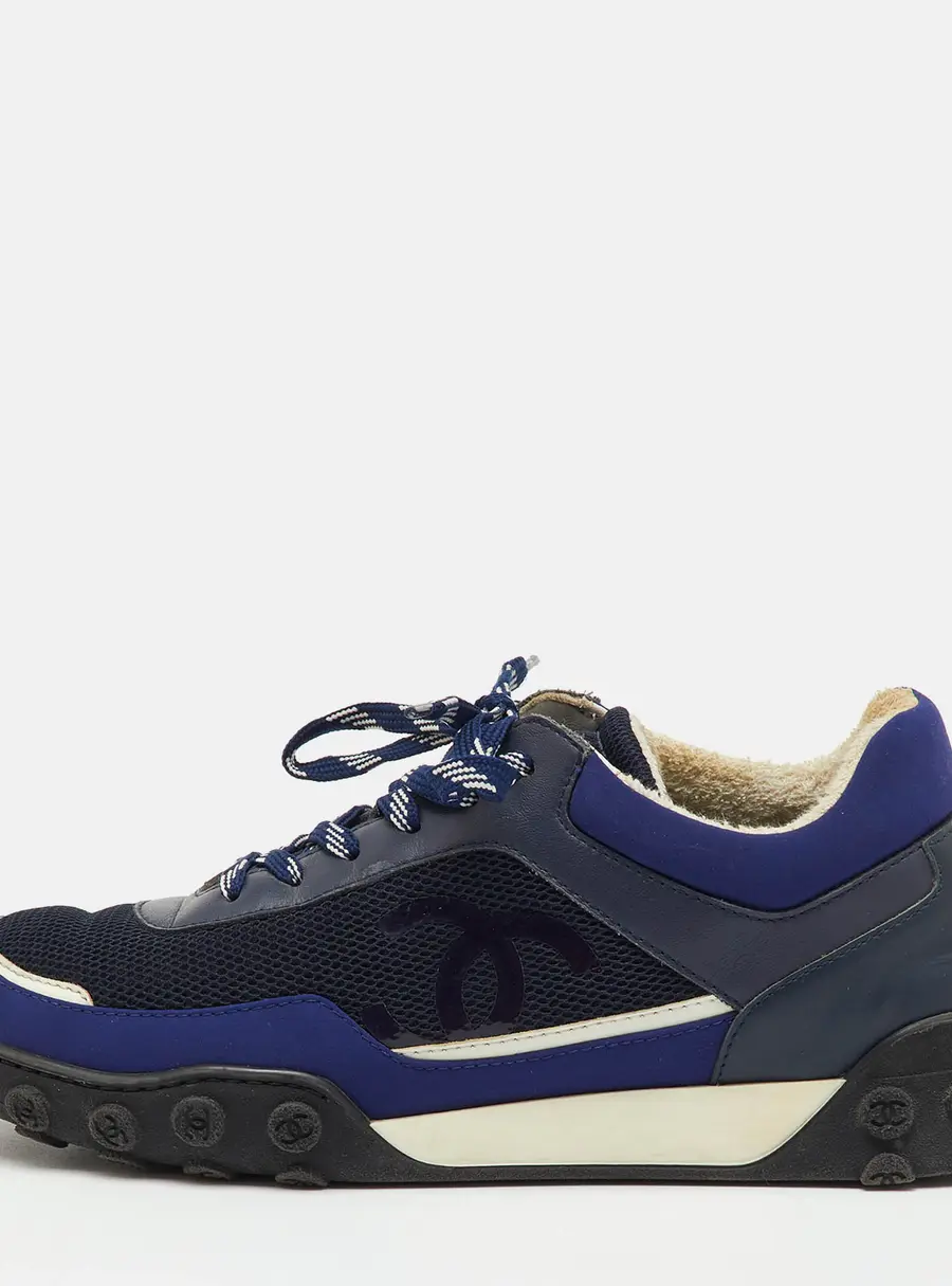 Chanel Navy Blue/White Leather, Neoprene and Mesh CC Low Top Sneakers Size 40