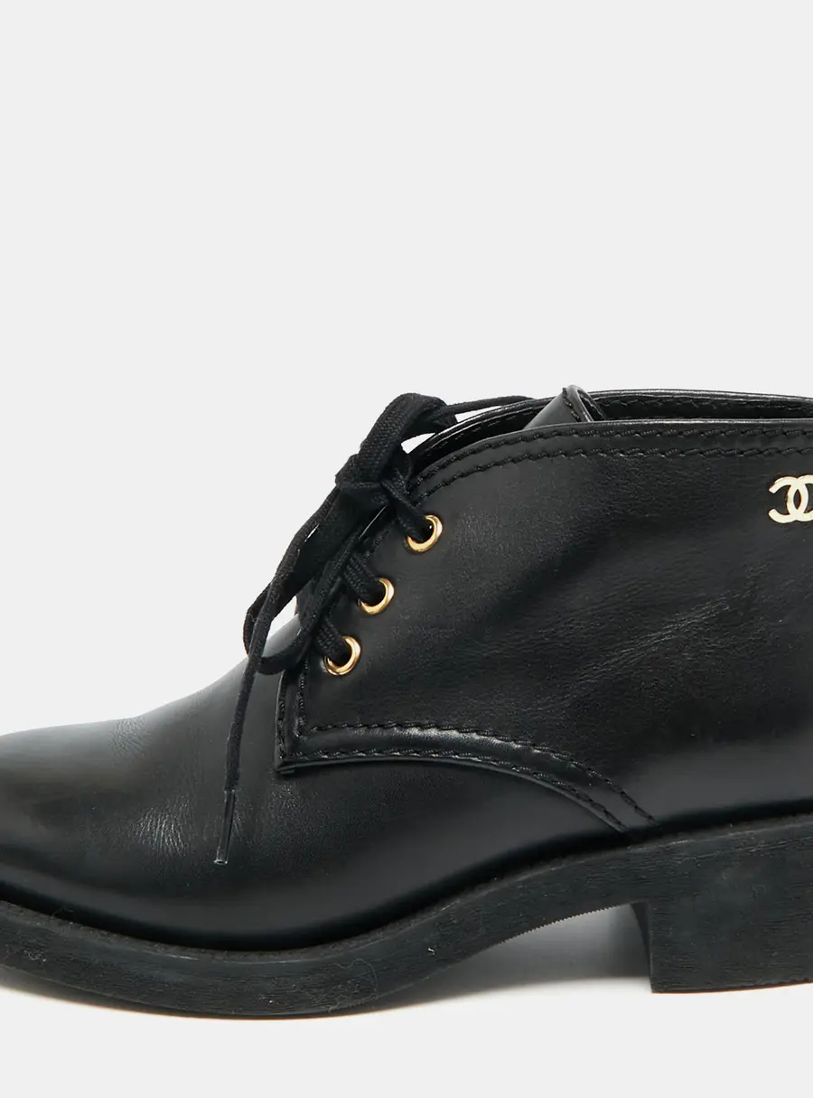 Chanel CC Size 38 Black Leather Lace Up Ankle Length Boots