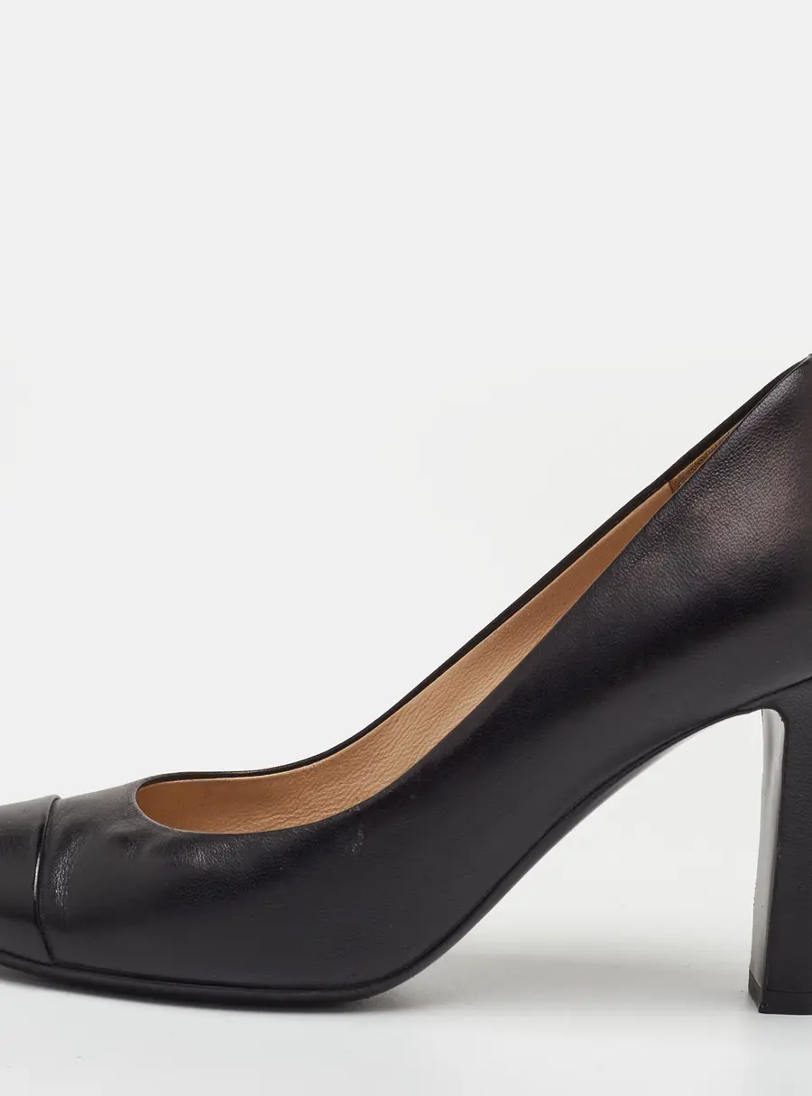 Chanel Size 36 Black Leather Cap Toe CC Pearl Heel Pumps