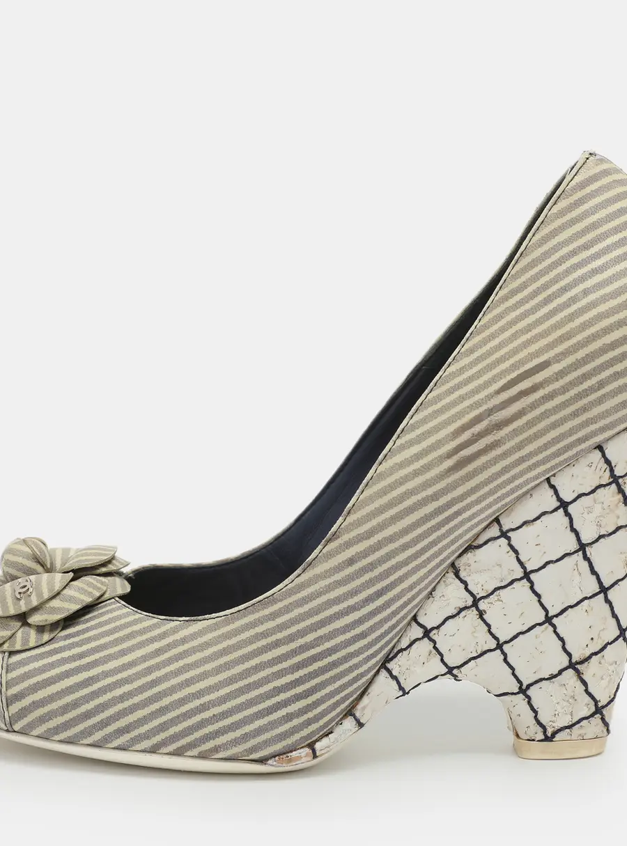 Chanel Camelia Size 39 Beige Stripe Leather Wedge Pumps