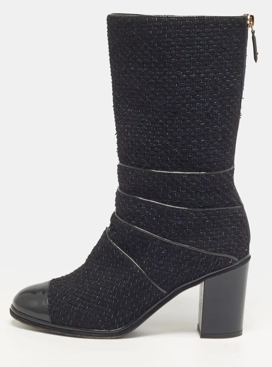 Chanel Size 37 Navy Blue Patent Leather and Tweed Ankle Length Boots