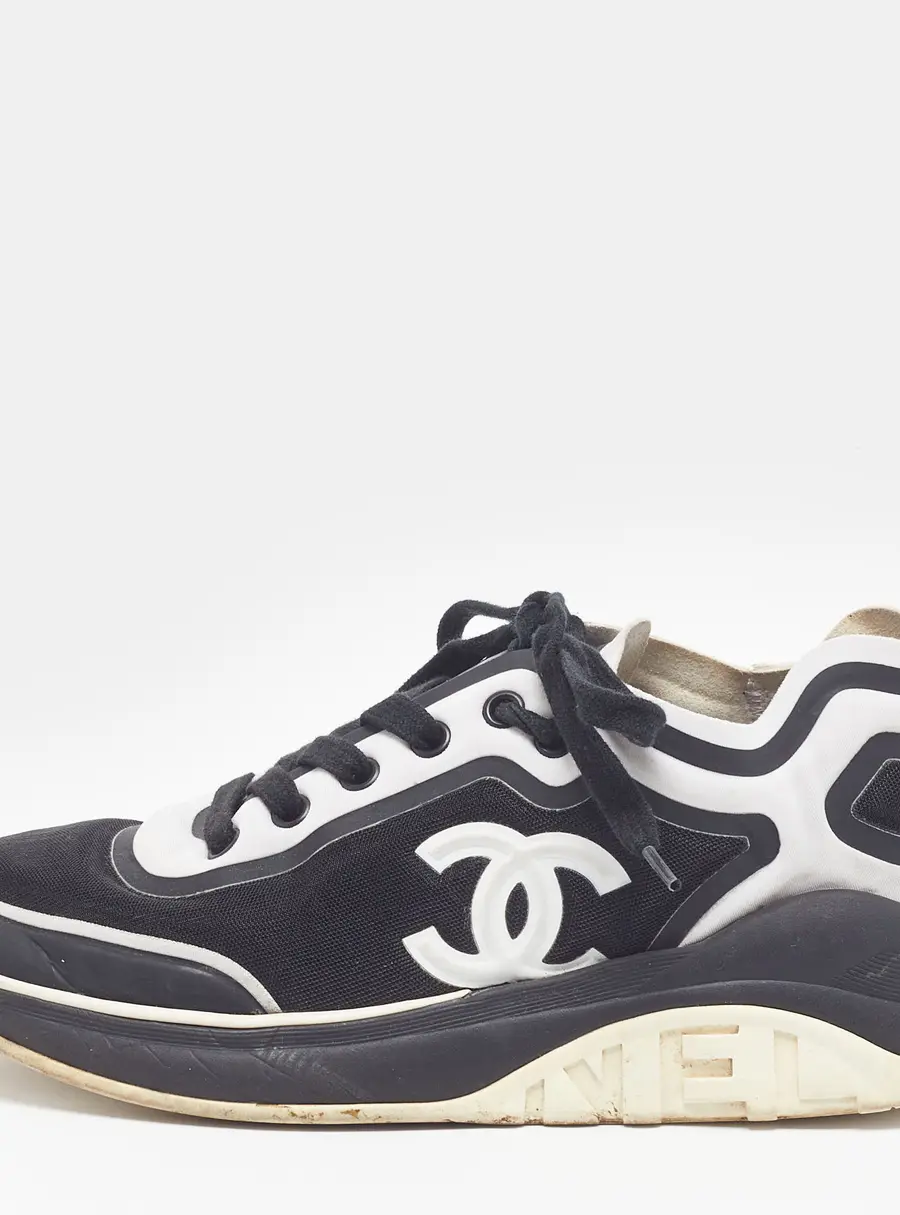 Chanel CC Size 36 Black/White Mesh and Suede Low Top Sneakers