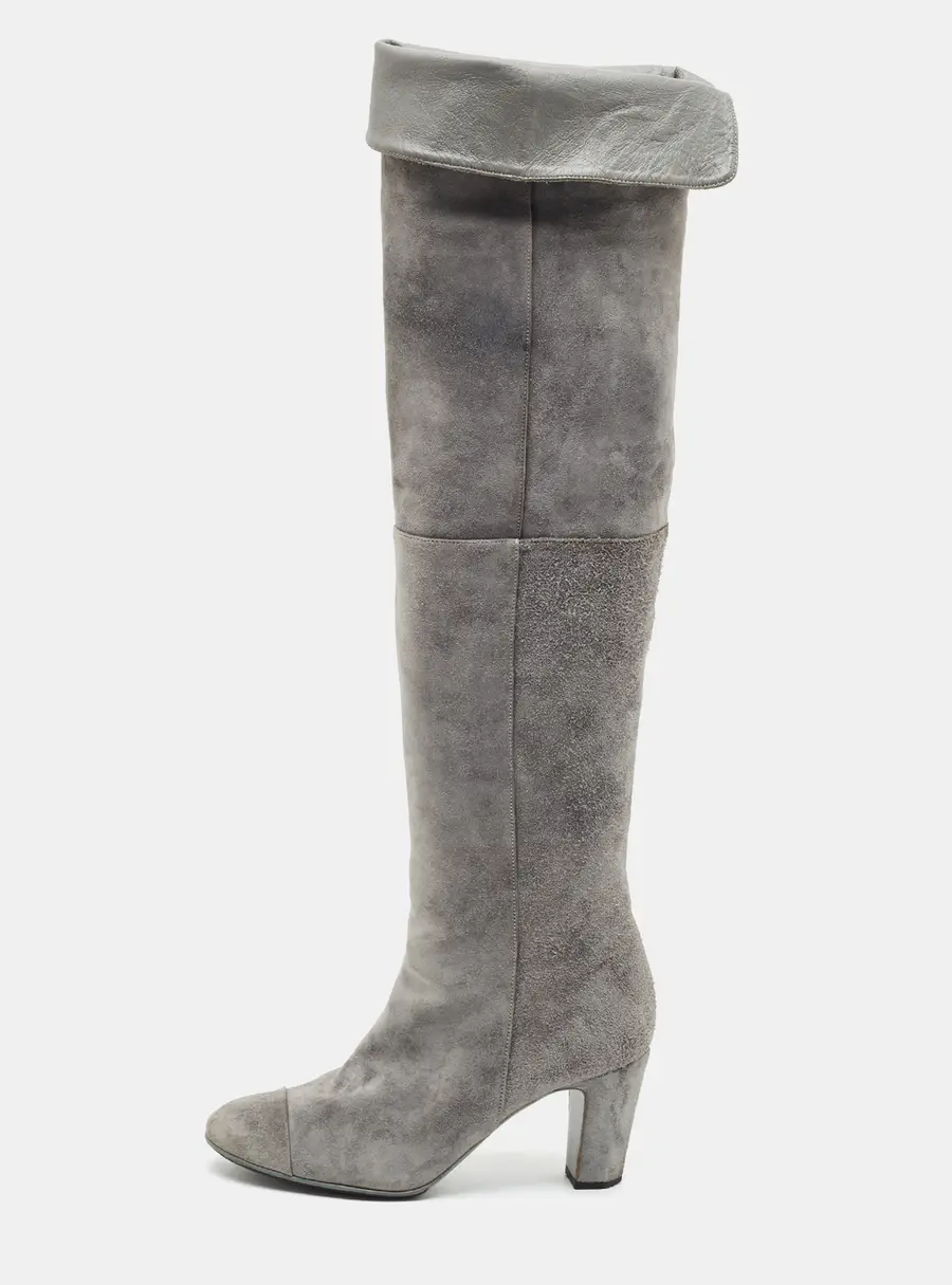 Chanel CC Size 38 Grey Suede Over The Knee Boots