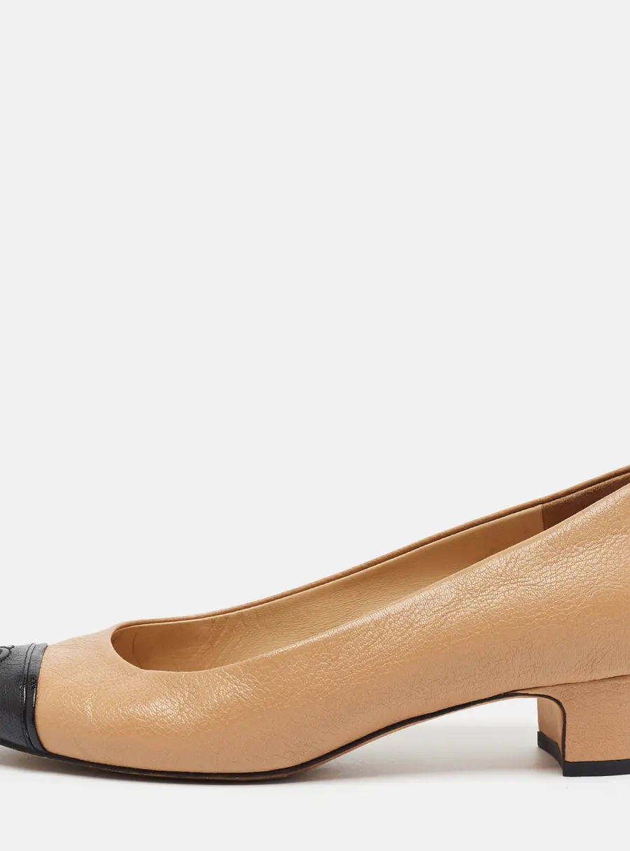Chanel CC Size 37 Beige/Black Leather Cap Toe Block Heel Pumps