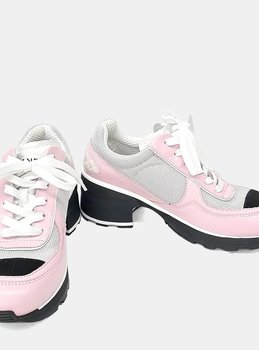 Chanel Pink/White Leather Sneakers EU 38