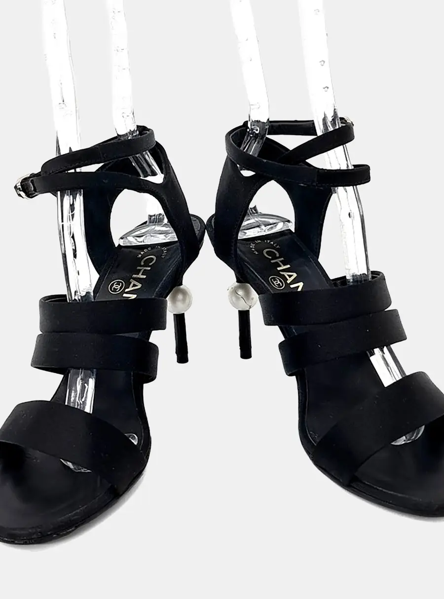 Chanel Black Satin Sandals EU 36