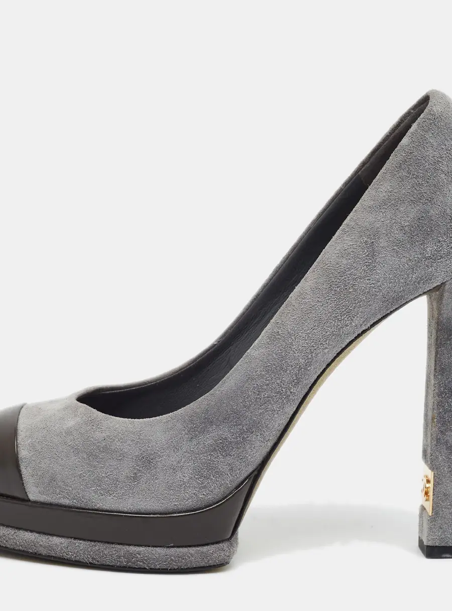 Chanel CC Size 40 Slate Grey/Dark Brown Suede and Leather Cap Toe Platform Pumps