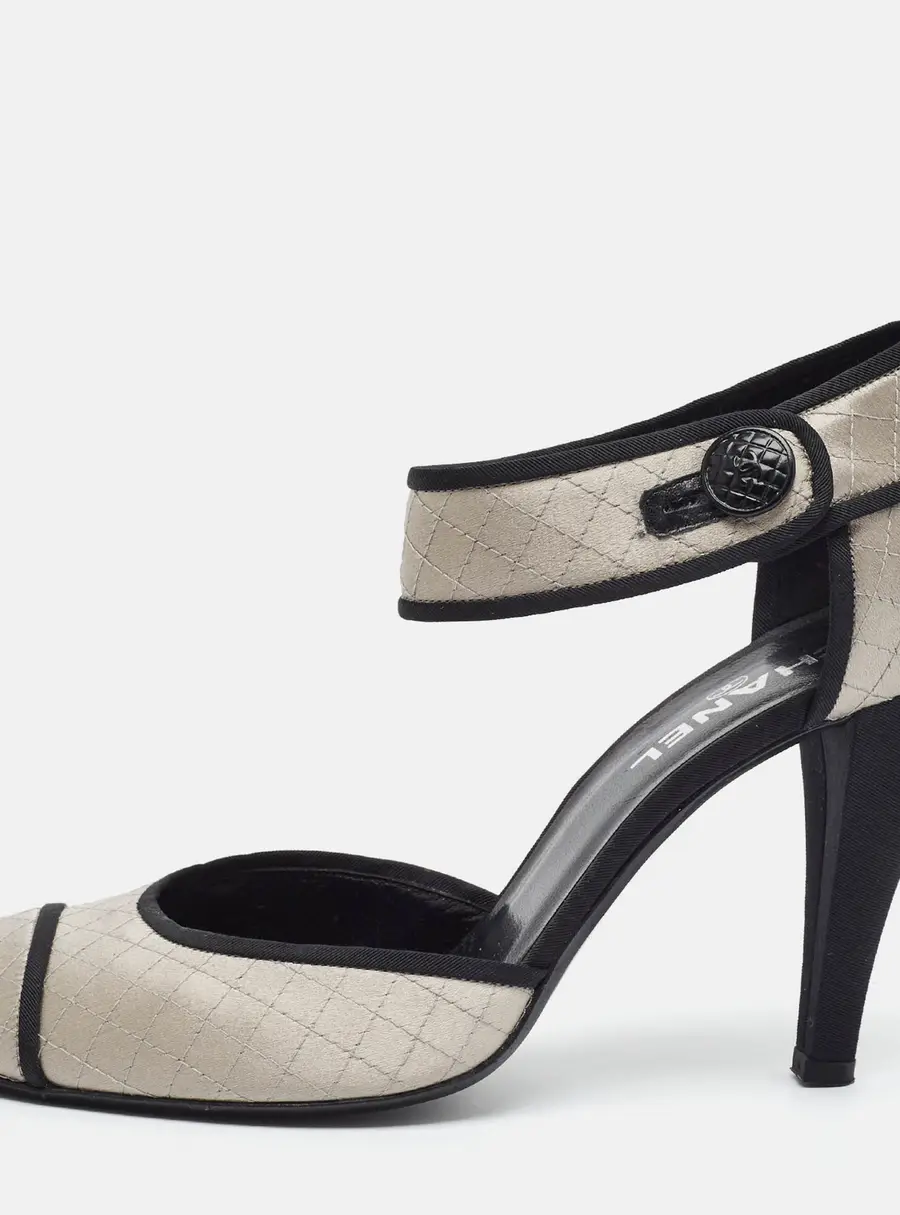 Chanel CC Size 41 Black/Grey Satin Ankle Strap Pumps