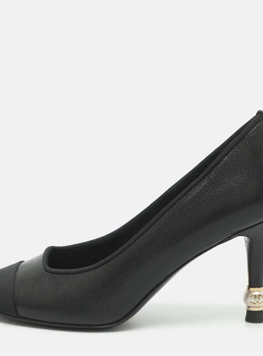 Chanel CC Faux Pearl Embellished Size 36 Black Leather and Fabric Pumps
