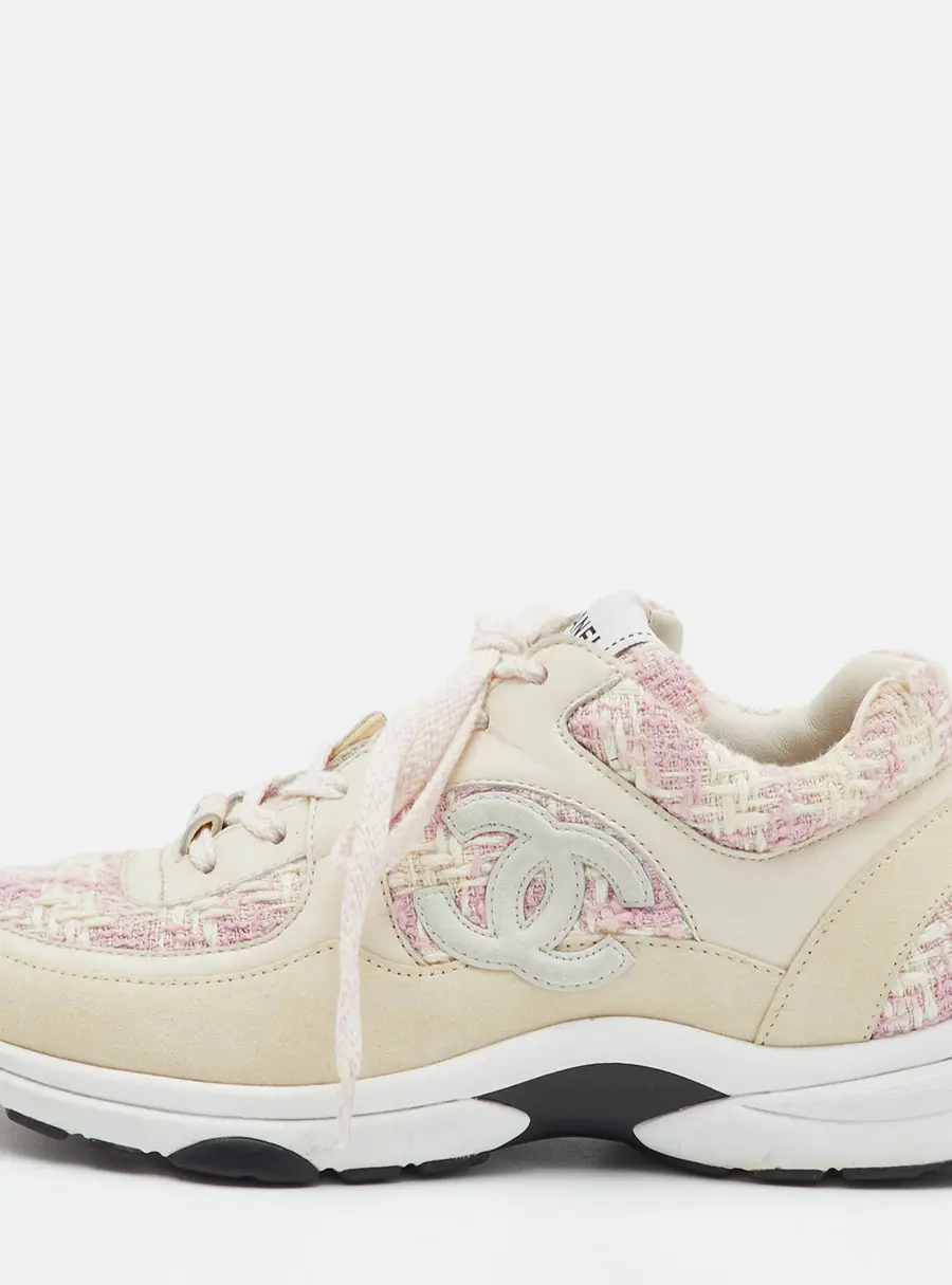Chanel CC Size 38 Cream/Pink Leather, Suede and Tweed Low Top Sneakers