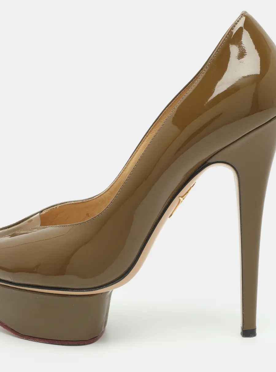 Charlotte Olympia Size 38 Olive Green Patent Leather Peep Toe Platform Pumps