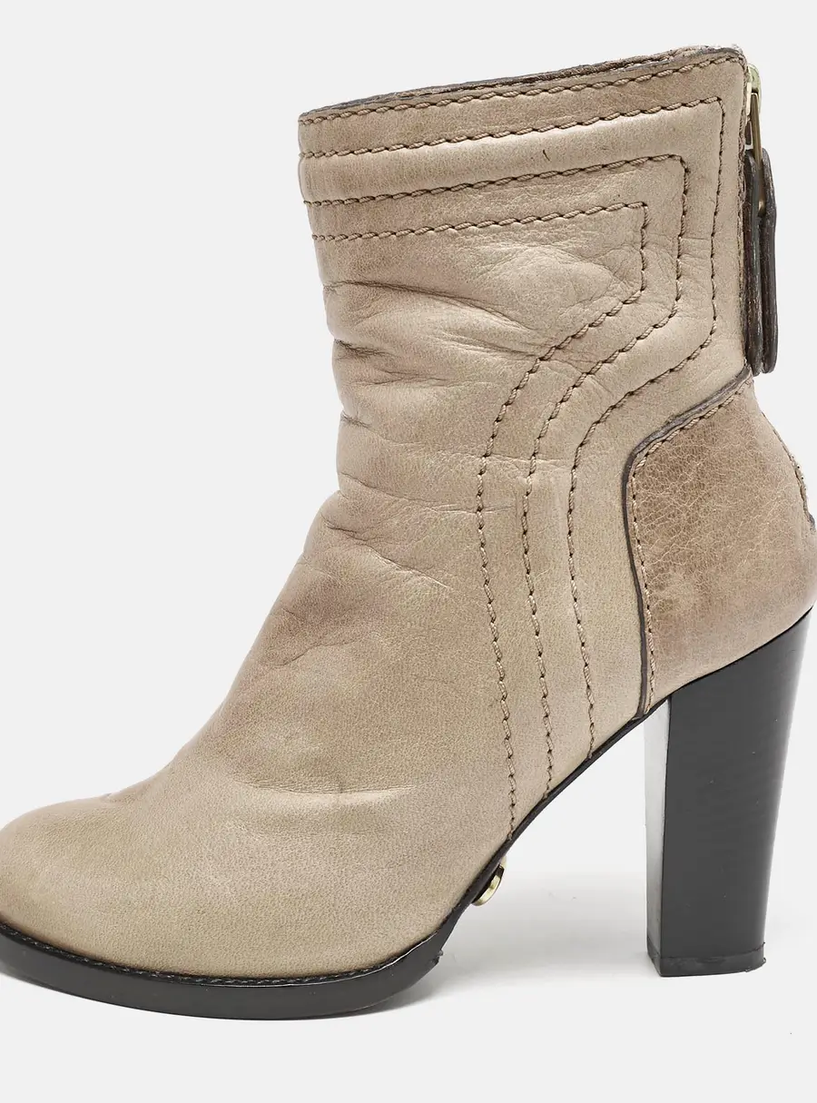 Chloe Size 36.5 Beige Leather Ankle Length Boots