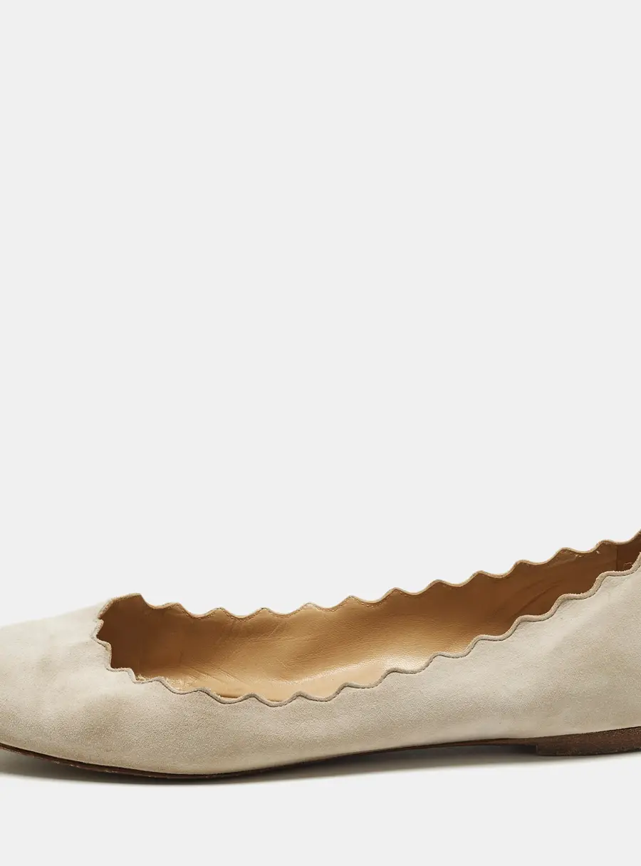 Chloe Lauren Scalloped Size 39.5 Grey Suede Ballet Flats