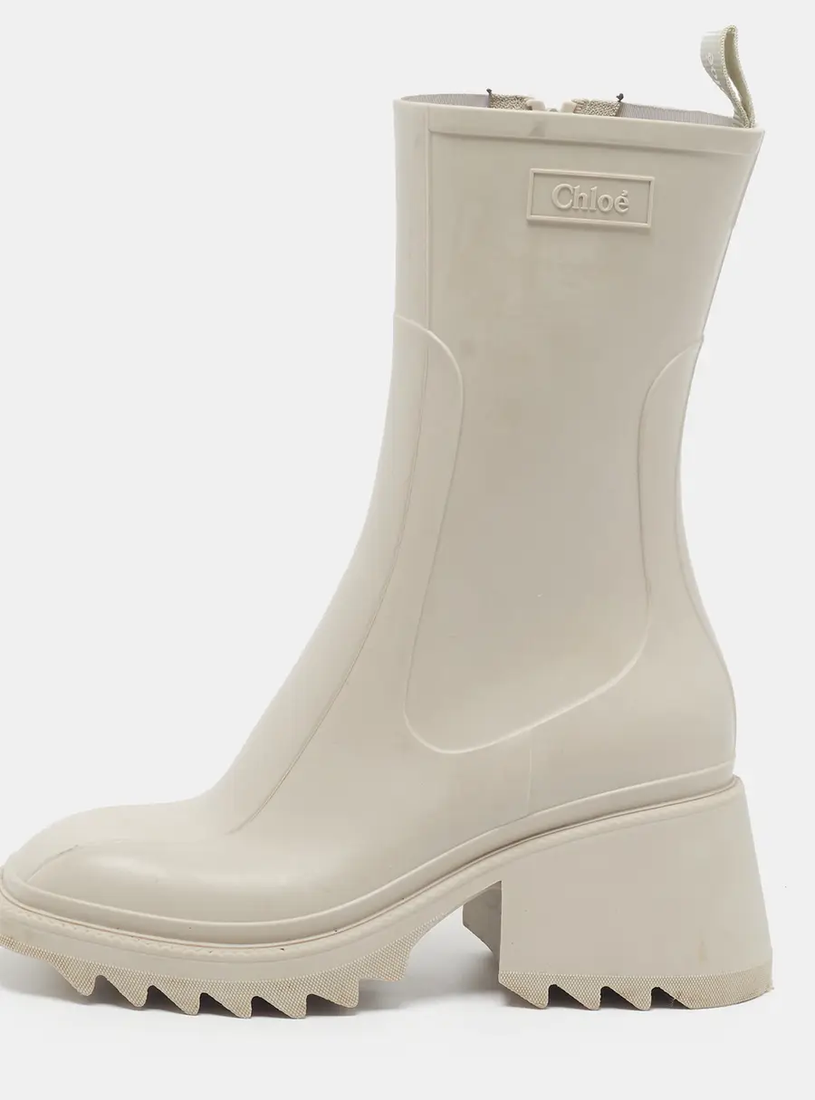 Chloe Betty Size 38 Cream Rubber Rain Boots