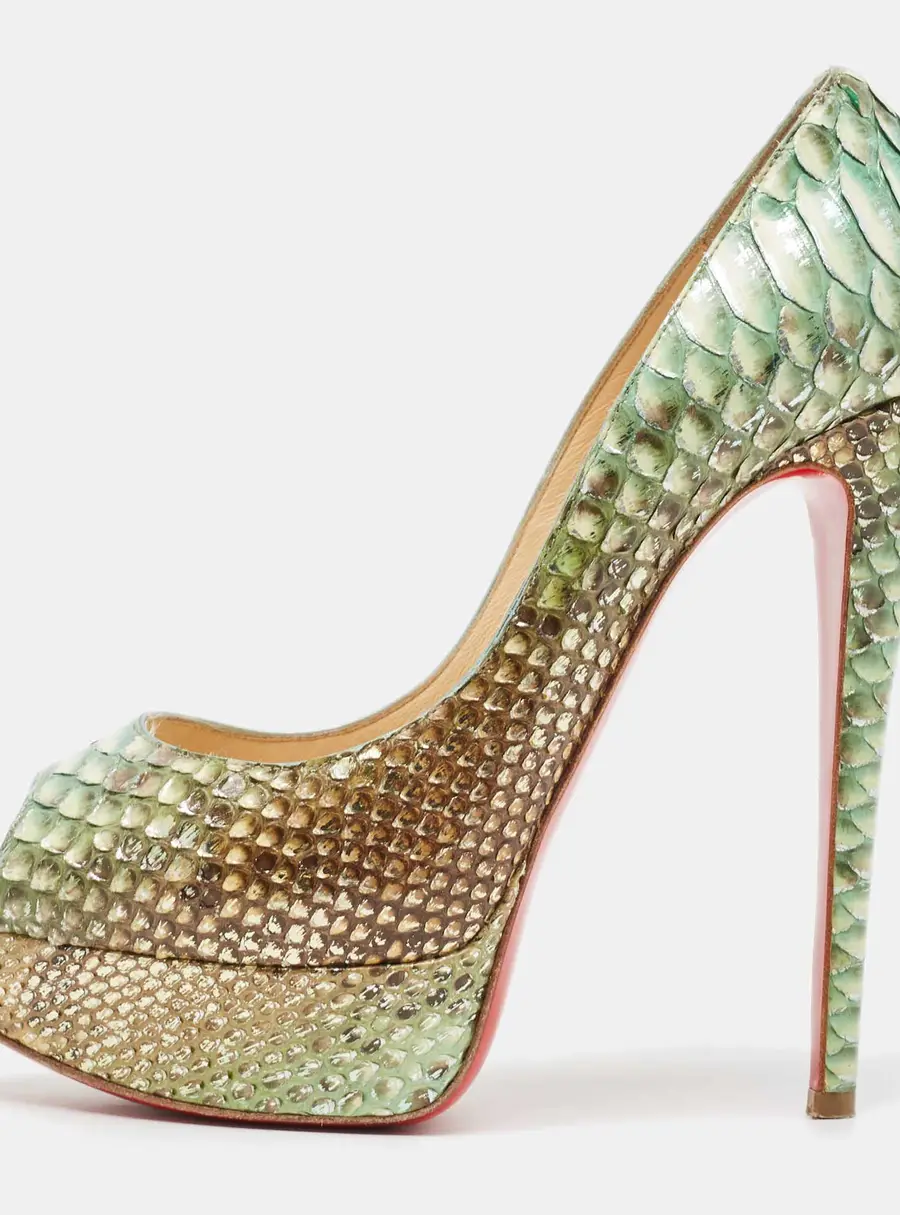 Christian Louboutin Size 37 Green Python Leather Platform Pumps