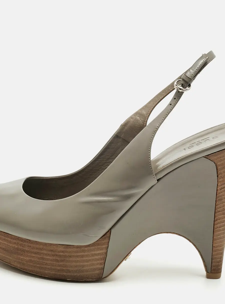 Gucci Grey Leather Slingback Wedge Pumps Size 40.5