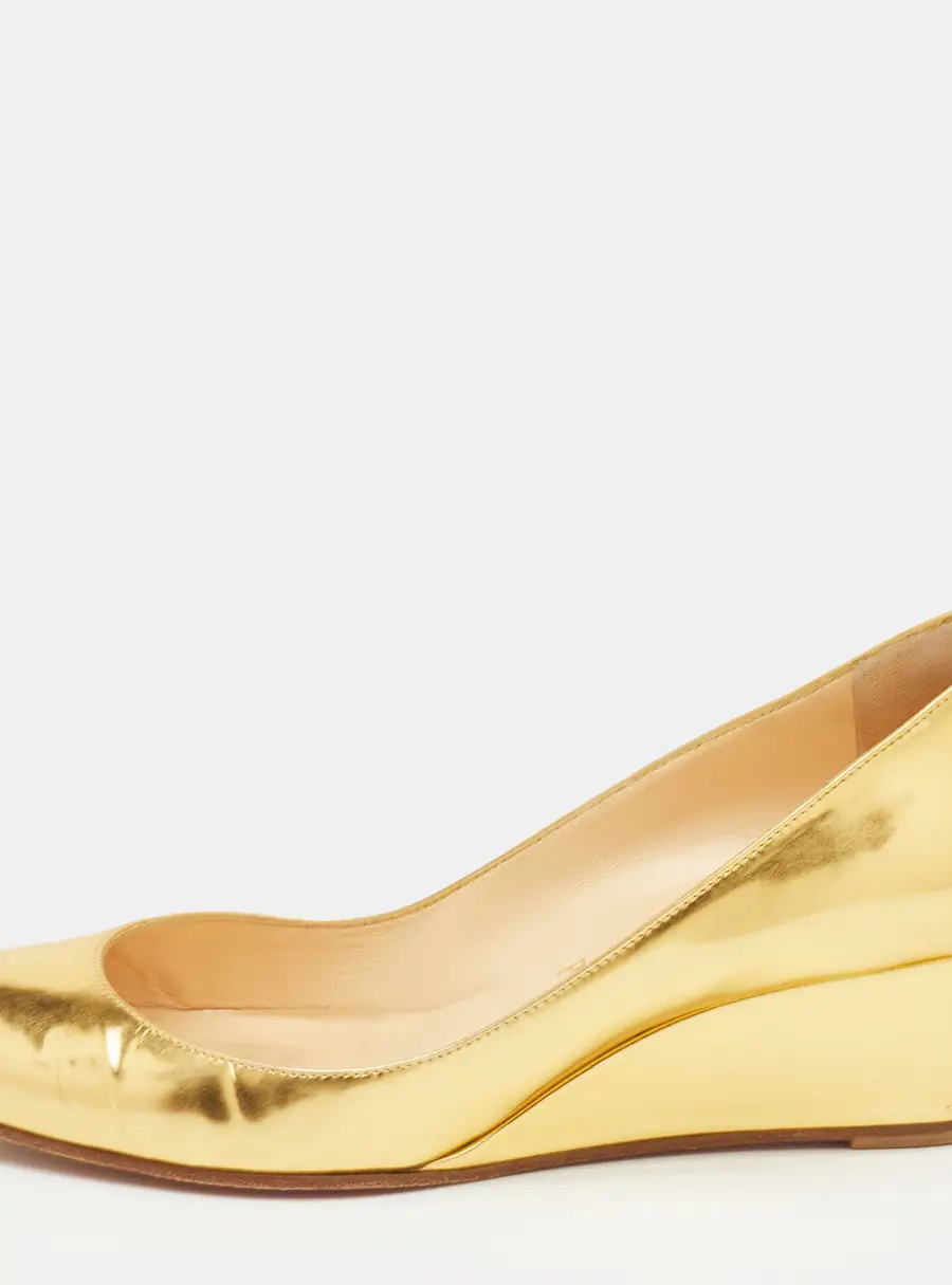 Christian Louboutin Size 38 Gold Leather Round Toe Wedge Pumps