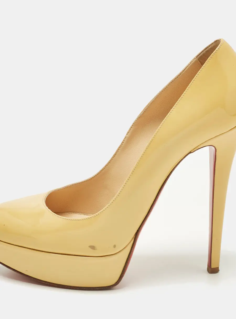 Christian Louboutin Bianca Size 38.5 Yellow Patent Leather Platform Pumps