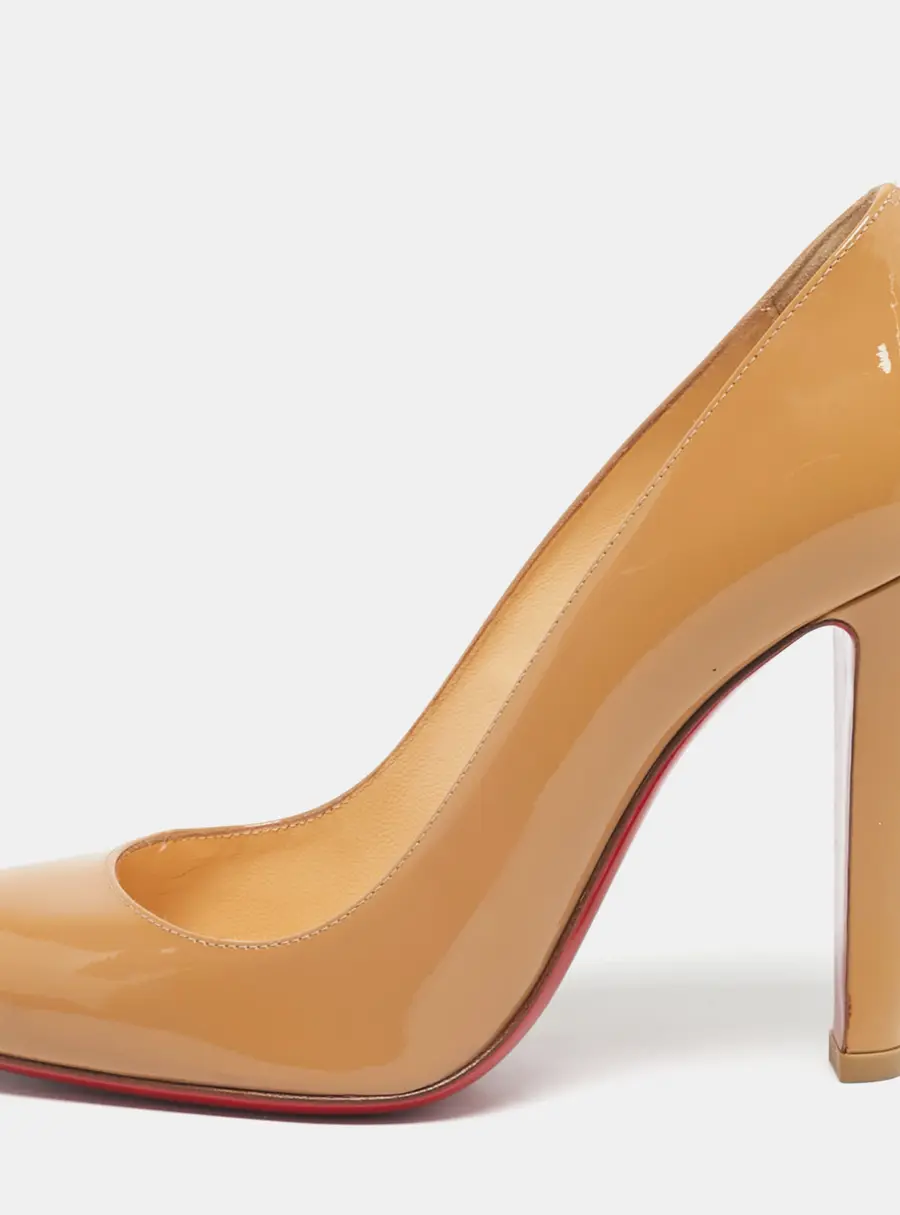 Christian Louboutin Beige Patent Leather Simple Pumps Size 36.5