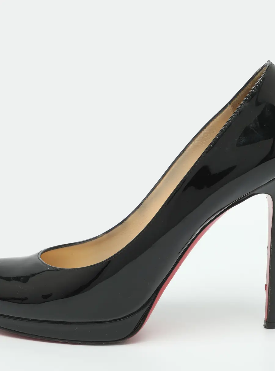 Christian Louboutin New Simple Size 39.5 Black Patent Leather Pumps